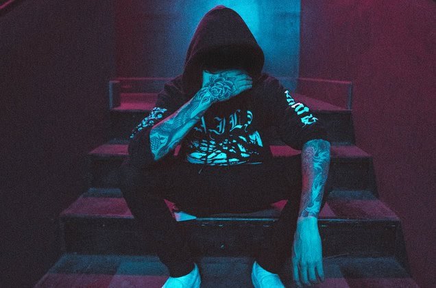 nothing,nowhere houdt de ‘Hopes Up’ voor een nieuwe Emo-golf
