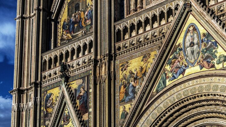 cathedral-1684689_1280